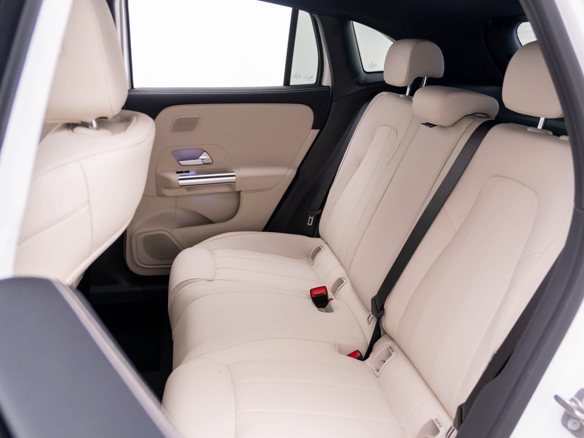 New 2026 Mercedes-Benz GLA 250 4MATIC image 19