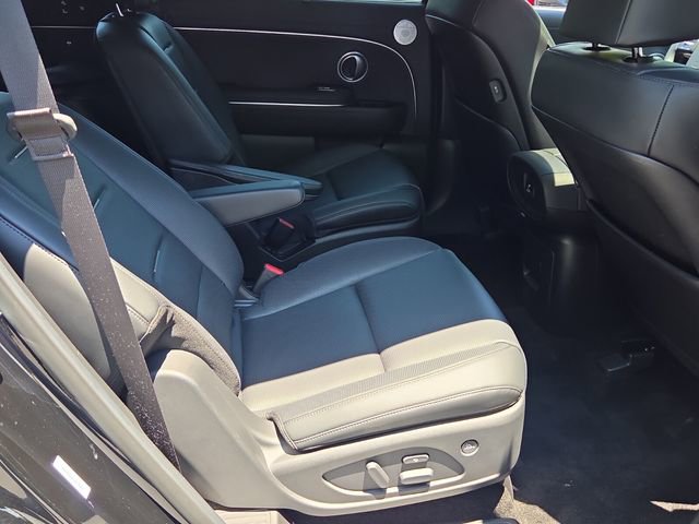 Certified 2026 Hyundai Palisade Calligraphy FWD image 17