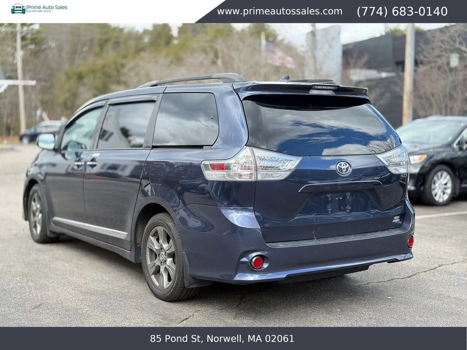 Used 2019 Toyota Sienna SE w/ SE Preferred Package AWD/4WD image 6
