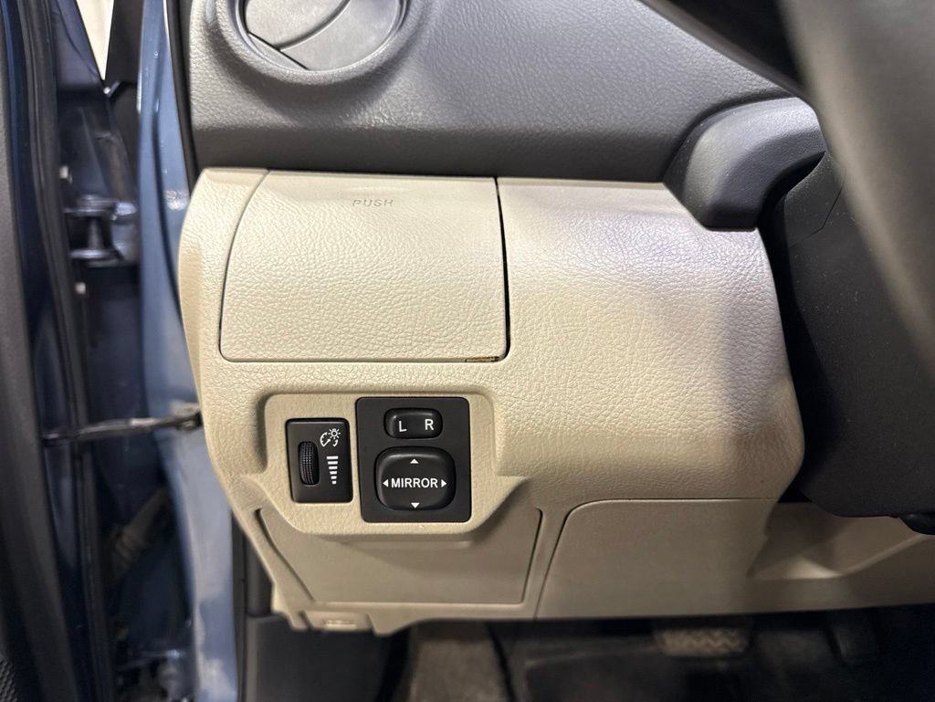 Used 2007 Toyota Yaris Sedan FWD image 11