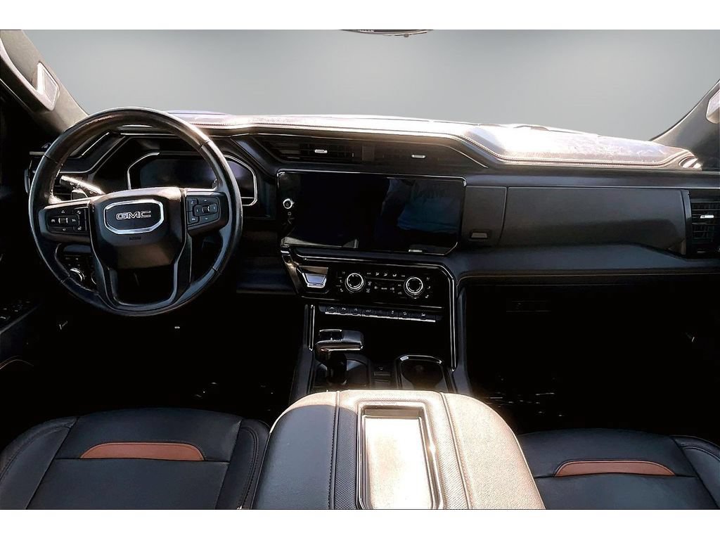 Used 2022 GMC Sierra 1500 AT4 w/ AT4 Premium Package AWD/4WD image 8