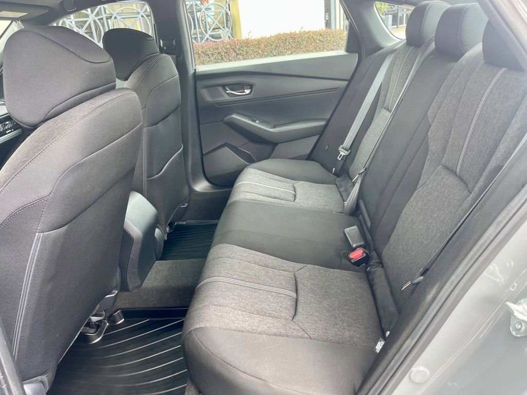 Used 2023 Honda Accord Sport image 11
