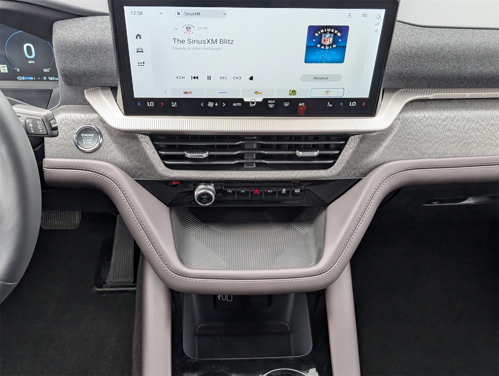 New 2026 Ford Explorer Platinum image 7