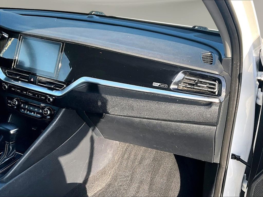 Used 2021 Kia Niro LXS FWD image 27