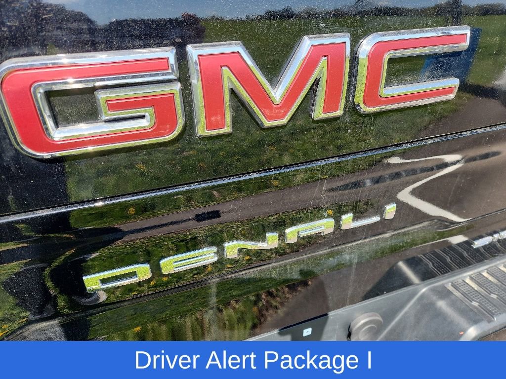 Used 2020 GMC Sierra 1500 Denali w/ Driver Alert Package II AWD/4WD image 15