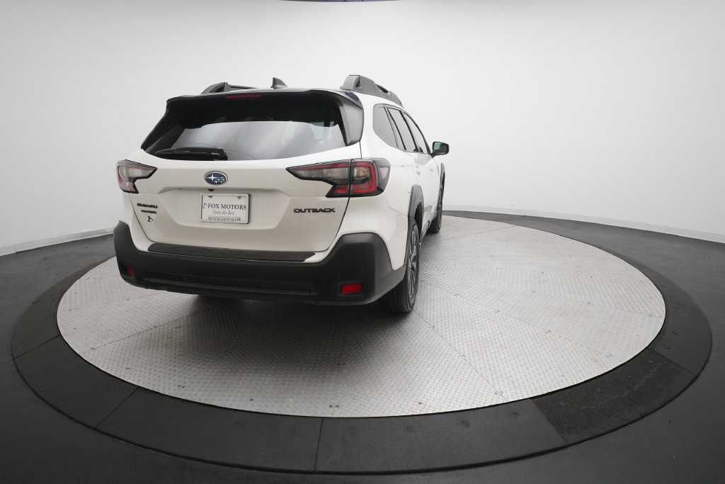 Certified 2024 Subaru Outback Onyx Edition AWD/4WD image 14