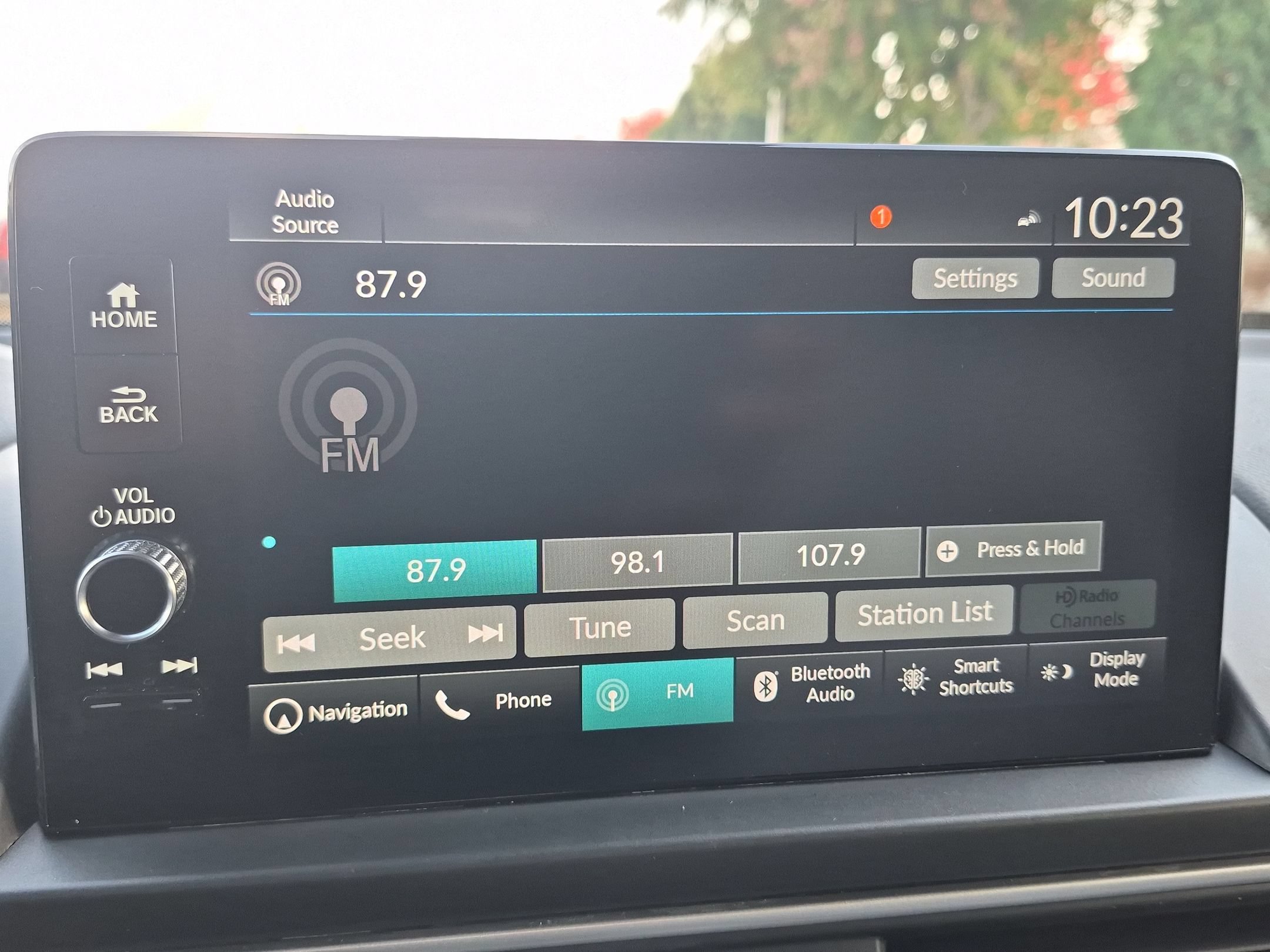 Used 2024 Honda Pilot Touring image 18