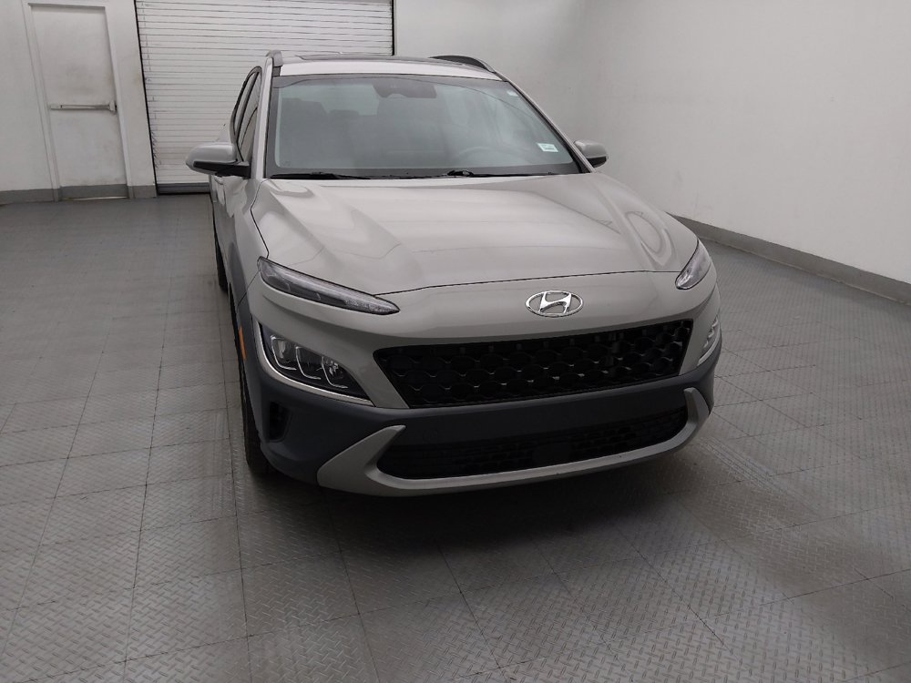 Used 2023 Hyundai Kona Limited FWD image 14