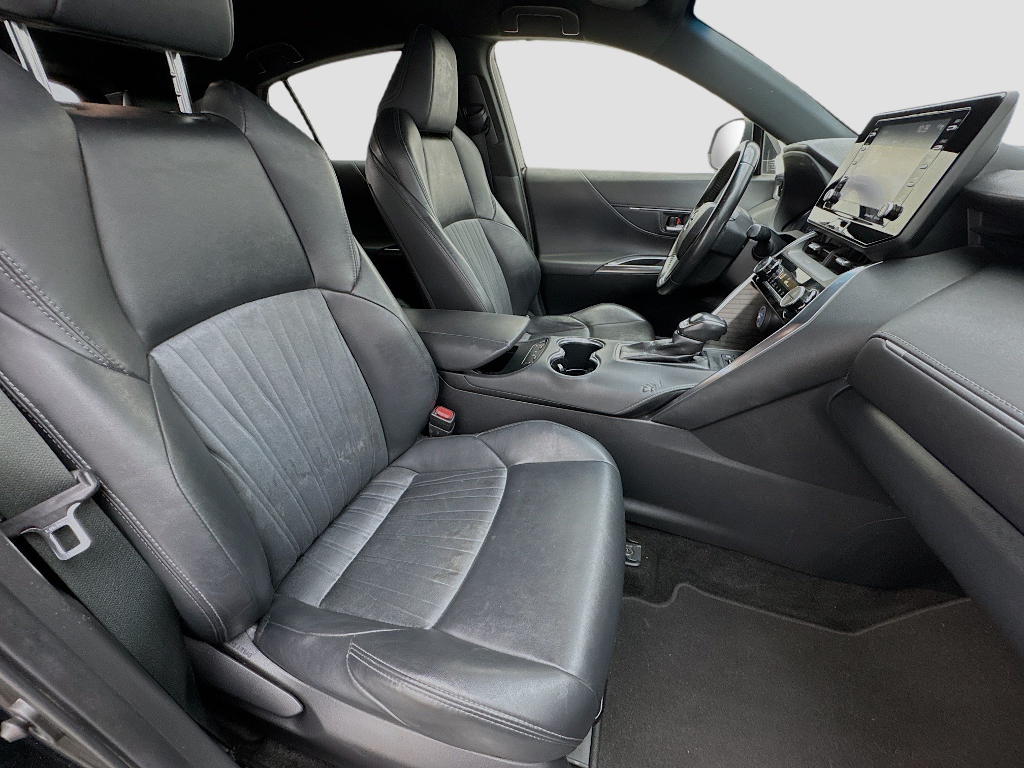 Used 2021 Toyota Venza XLE w/ Carpet Mat Package (TMS) AWD/4WD image 19