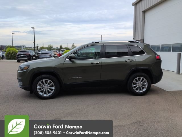 Used 2019 Jeep Cherokee Latitude w/ Cold Weather Group AWD/4WD image 6