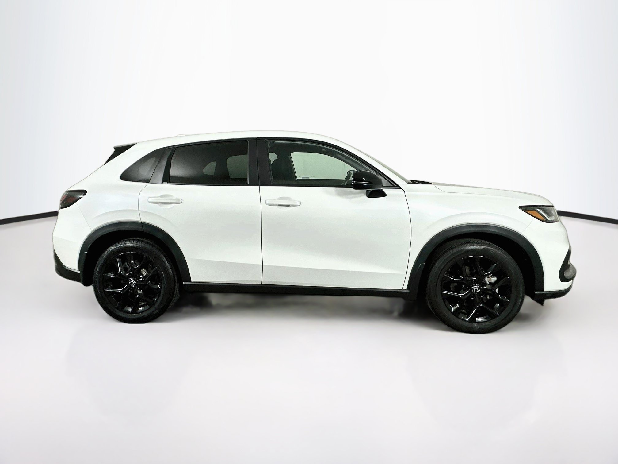 Used 2024 Honda HR-V Sport image 10