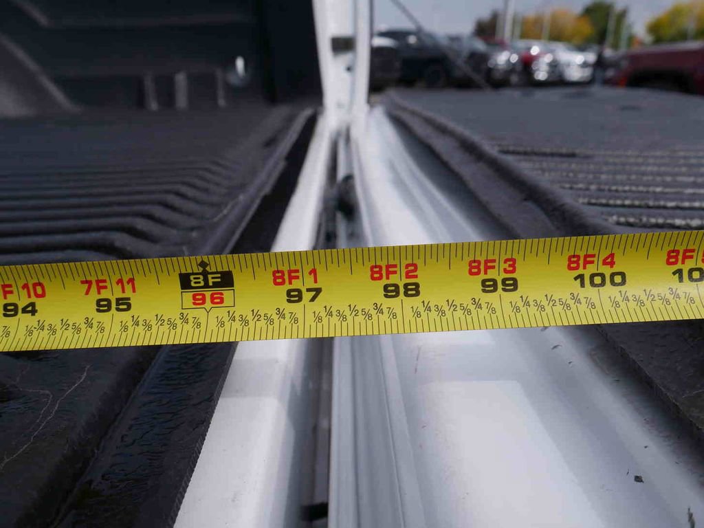 Certified 2021 RAM 1500 Classic SLT image 18