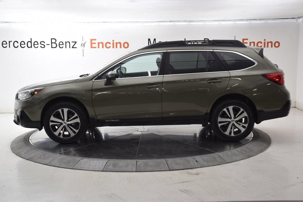 Used 2018 Subaru Outback 2.5i Limited AWD/4WD image 3