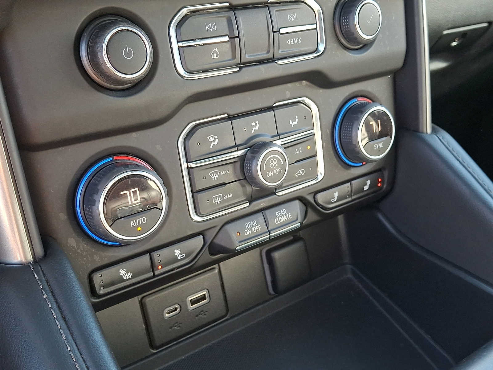 Used 2023 Chevrolet Tahoe LT AWD/4WD image 17