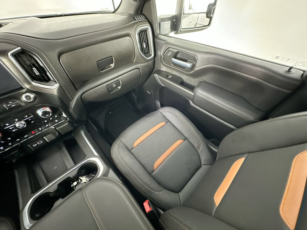 Used 2023 GMC Sierra 2500 AT4 w/ AT4 Premium Plus Package AWD/4WD image 11