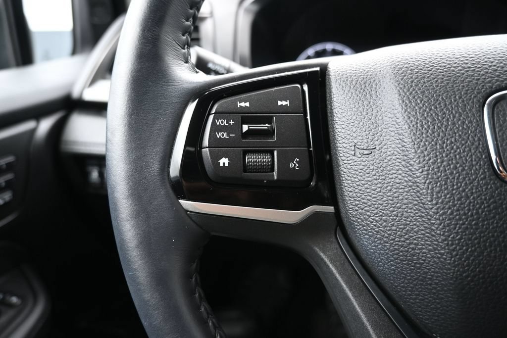 Certified 2025 Honda Odyssey EX-L image 18