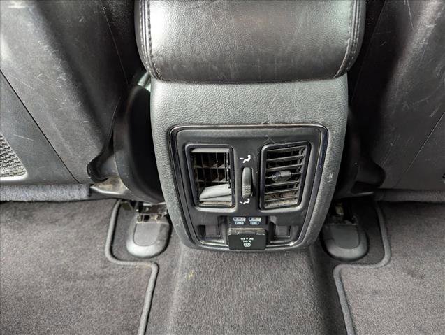Used 2019 Jeep Grand Cherokee Limited image 17