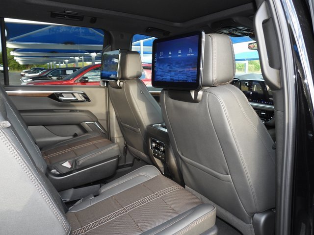 New 2026 Chevrolet Suburban High Country image 62