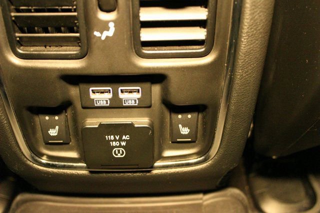 Used 2019 Jeep Grand Cherokee Trailhawk w/ Trailhawk Luxury Group image 16