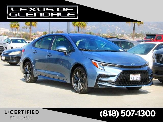 Used 2025 Toyota Corolla SE w/ SE Premium Package image 1