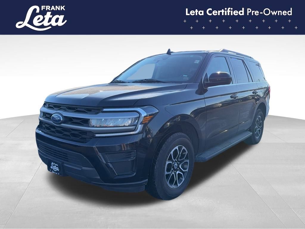 Used 2024 Ford Expedition XLT image 1