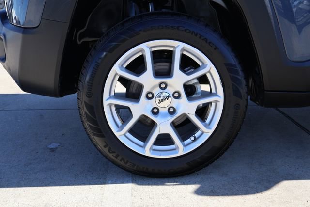 Used 2023 Jeep Renegade Latitude image 21