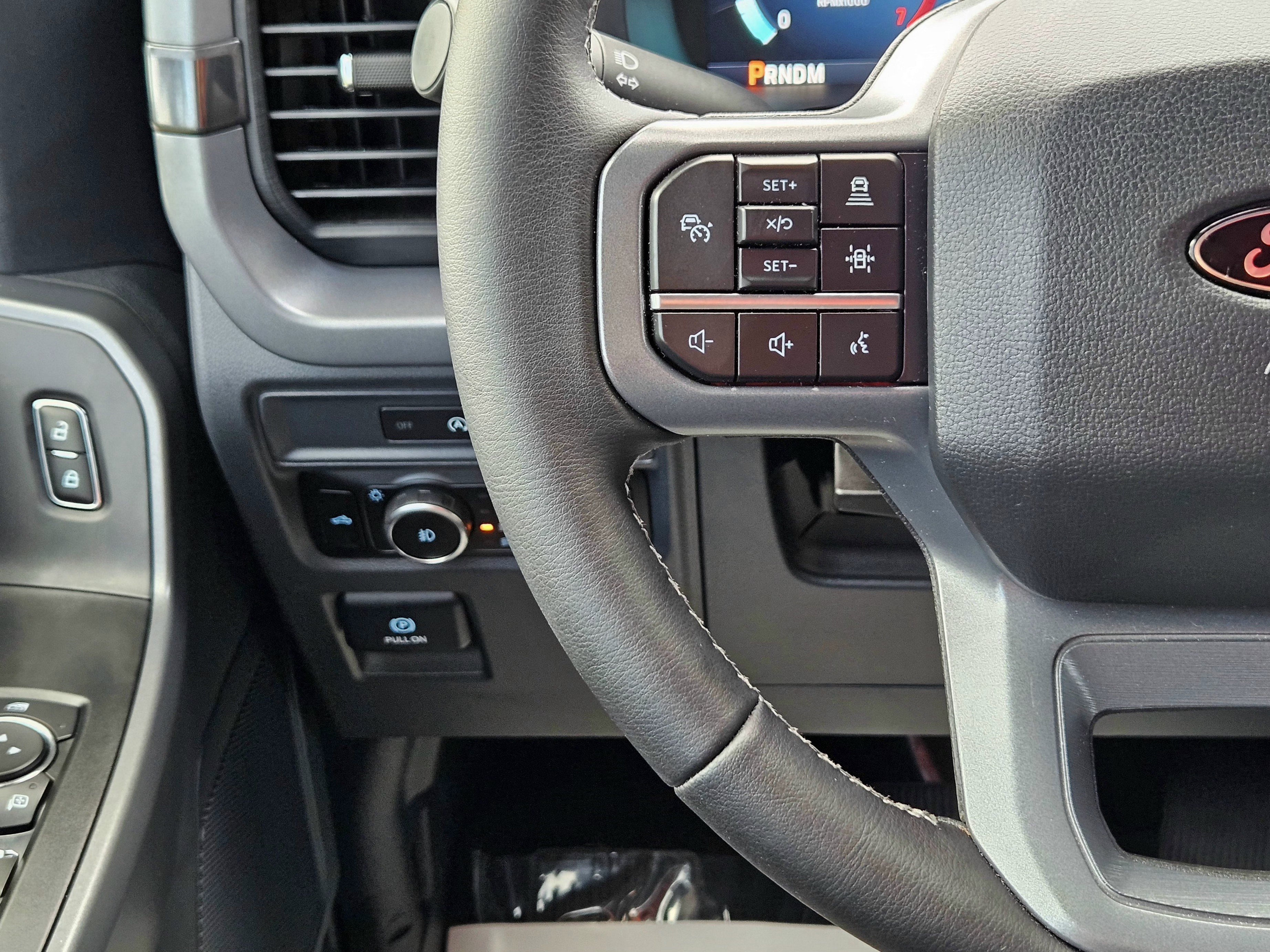 New 2025 Ford F150 XLT w/ Equipment Group 302A MID image 28