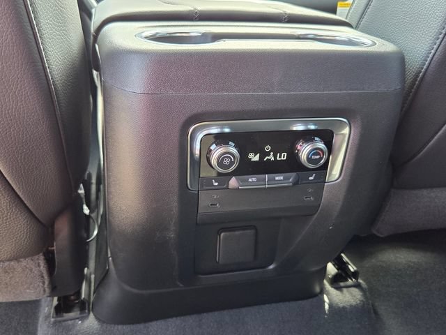 New 2026 GMC Yukon XL Denali w/ Sun & Power Step Package AWD/4WD image 11