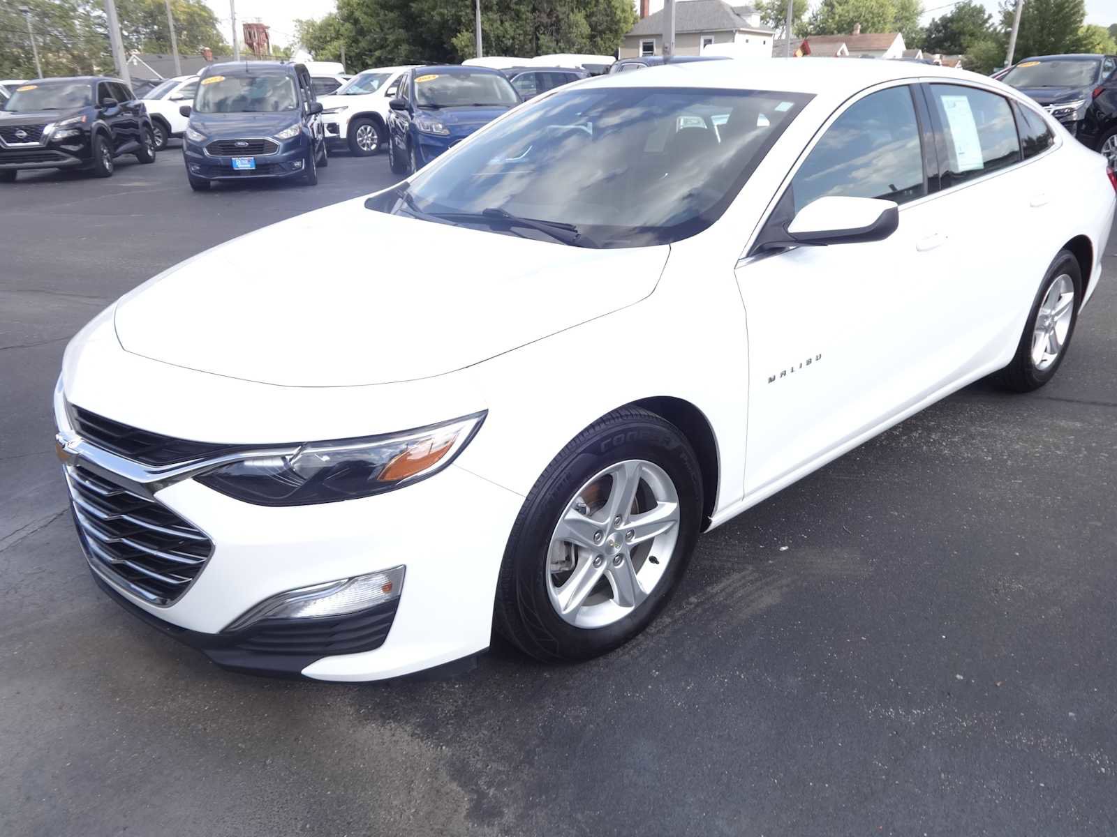 Used 2021 Chevrolet Malibu LS image 3