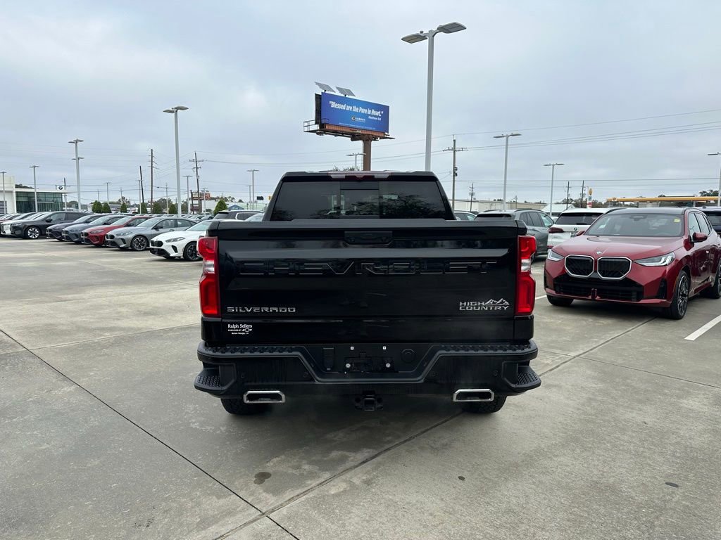 Used 2023 Chevrolet Silverado 1500 High Country w/ Z71 Off-Road Package image 6