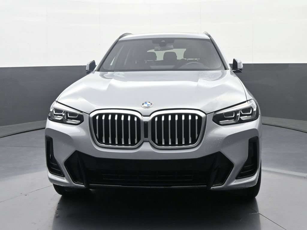 Used 2024 BMW X3 xDrive30i w/ Premium Package AWD/4WD image 2