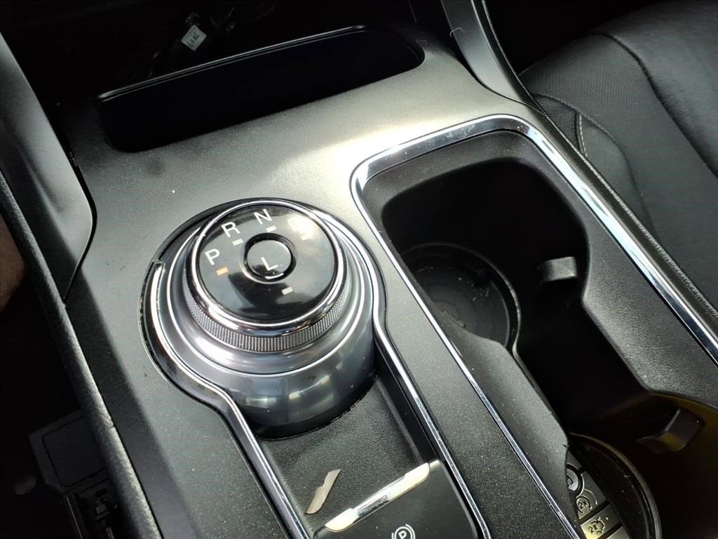 Used 2019 Ford Fusion Energi Titanium image 25