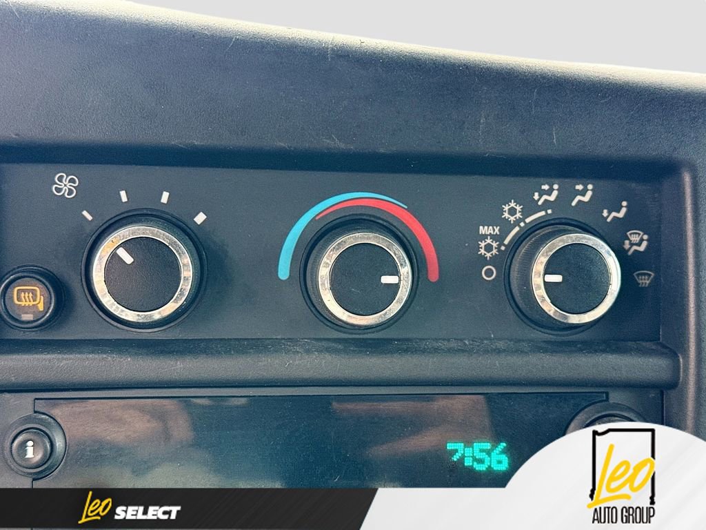 Used 2019 Chevrolet Express 3500 LT w/ LT Preferred Equipment Group RWD image 18