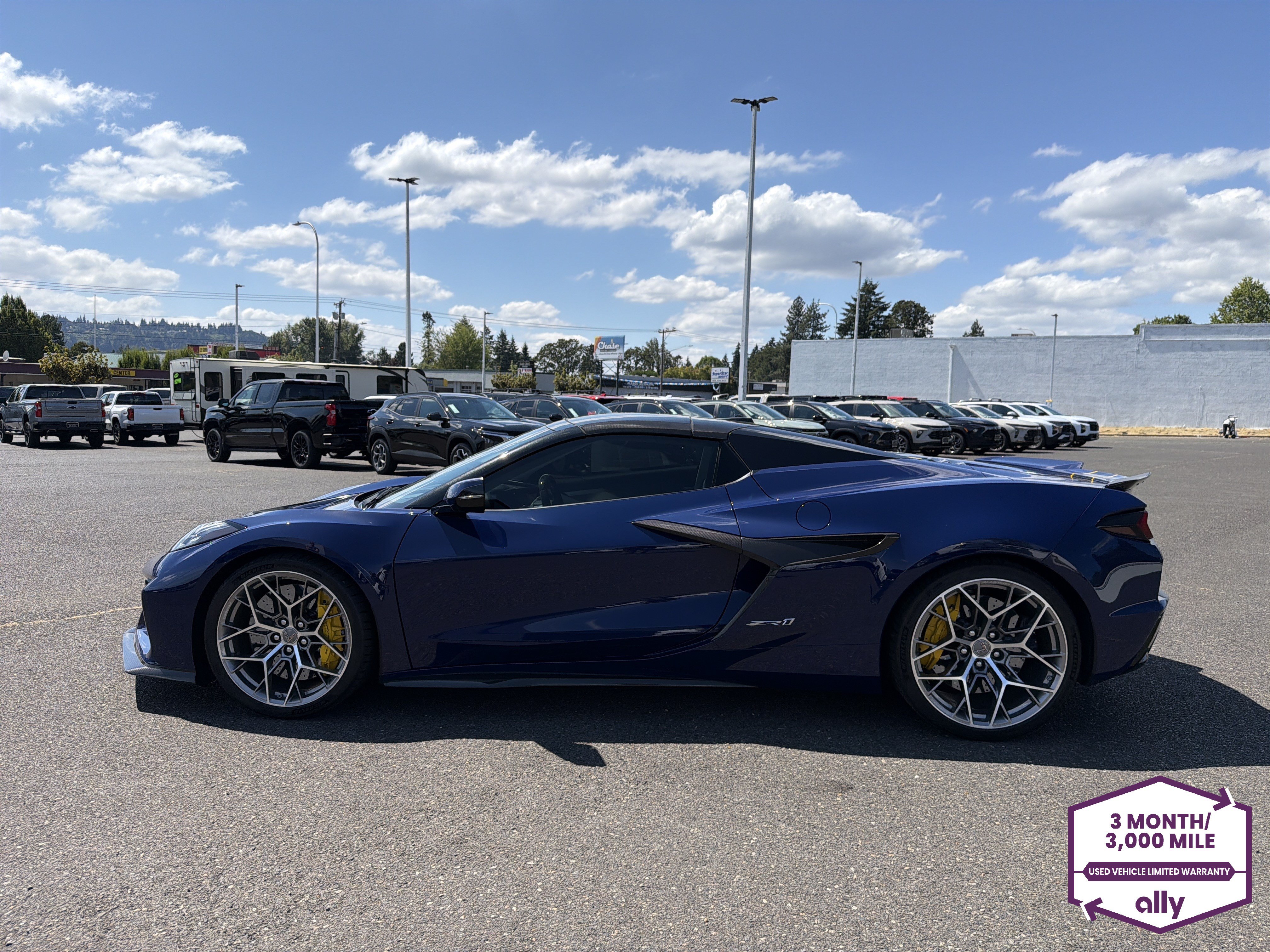 Used 2025 Chevrolet Corvette ZR1 w/ Chrome Exterior Badge Package RWD image 2