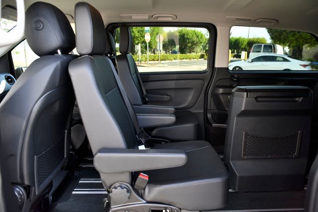 Used 2023 Mercedes-Benz Metris Passenger image 23