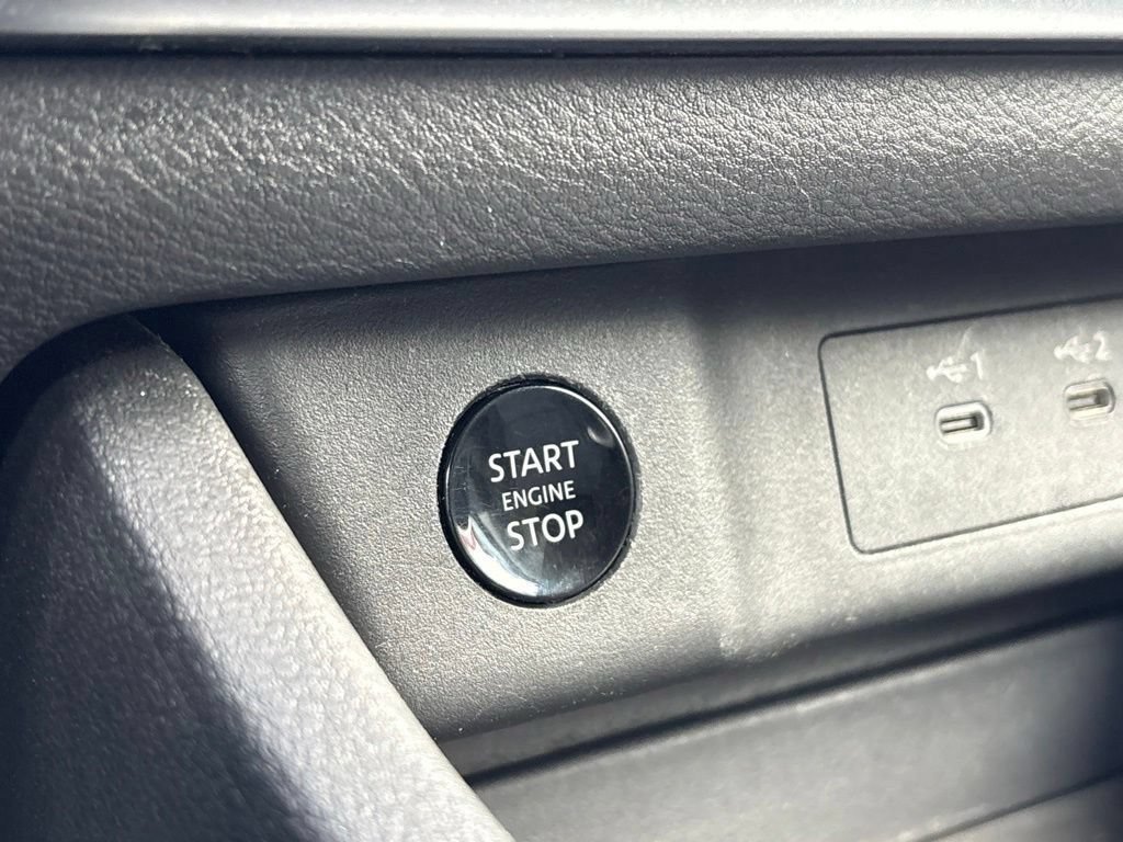 Used 2023 Nissan Rogue SV FWD image 21