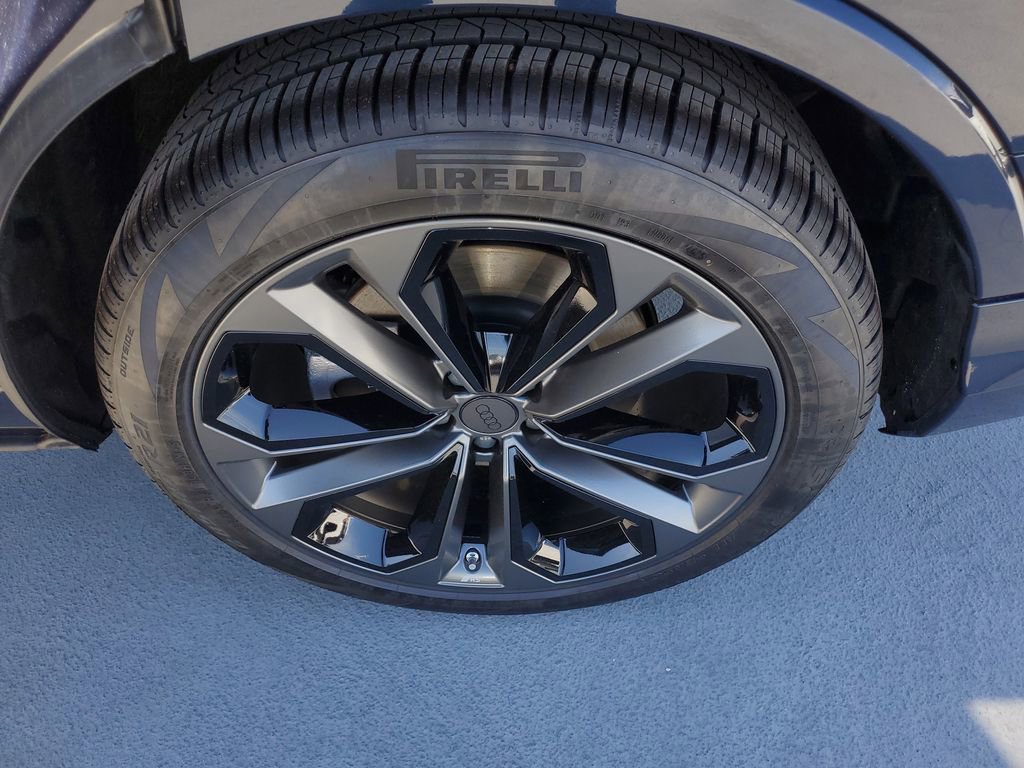 New 2026 Audi Q7 3.0T Premium Plus image 29
