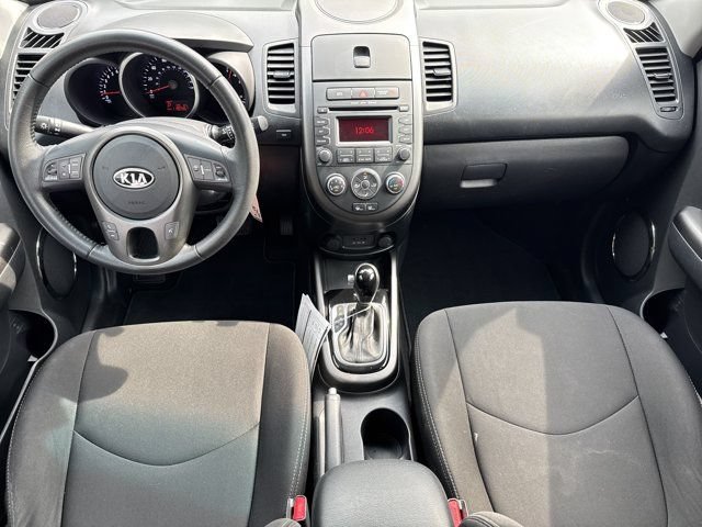 Used 2012 Kia Soul + FWD image 13