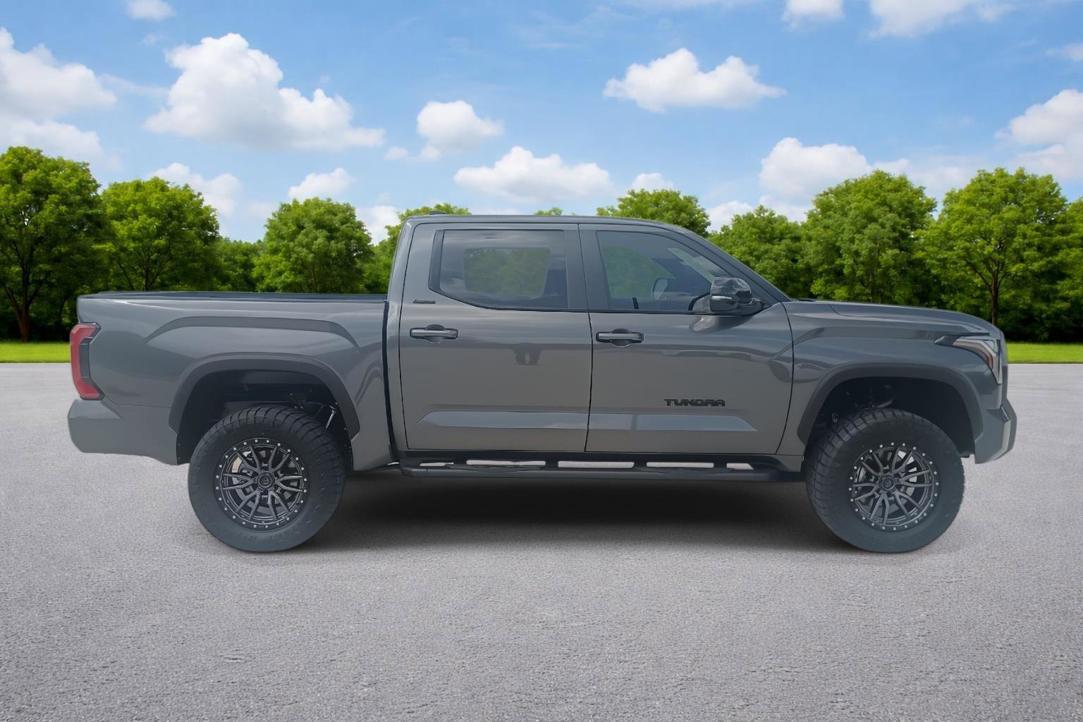 New 2026 Toyota Tundra Limited AWD/4WD image 8