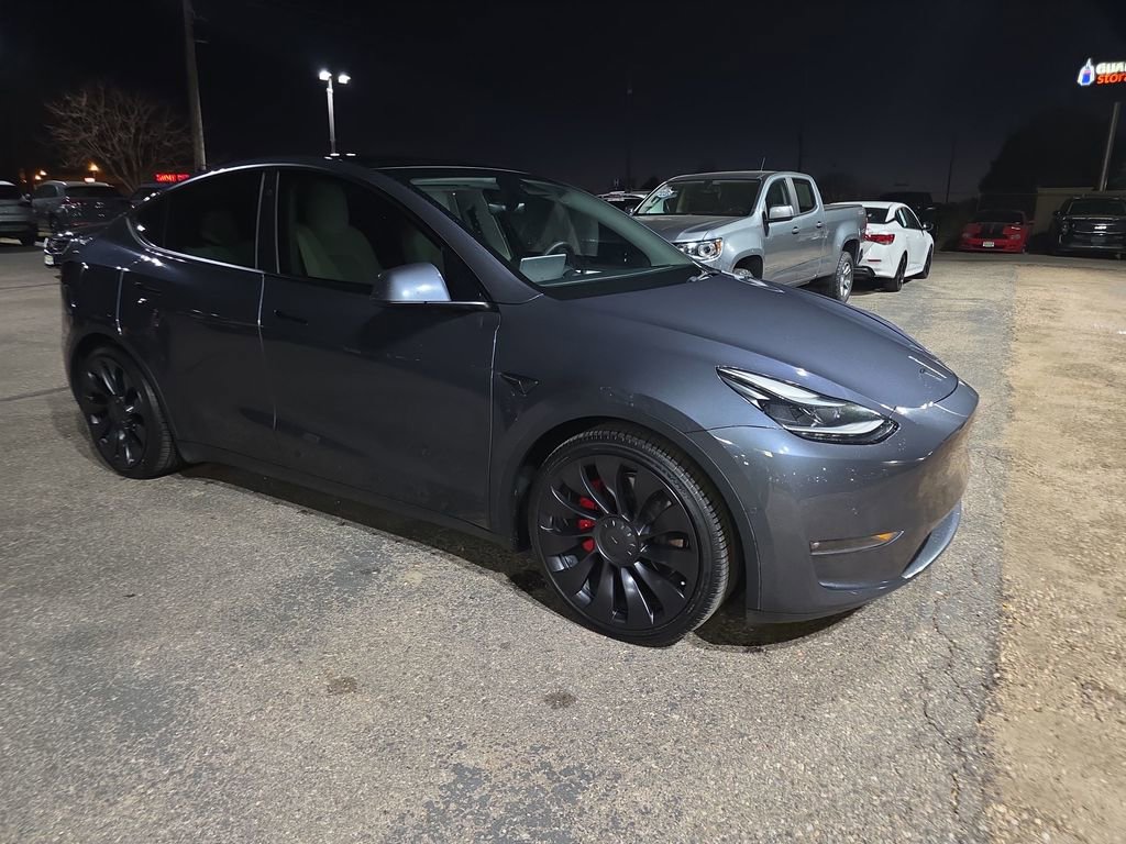 Used 2022 Tesla Model Y Performance image 7