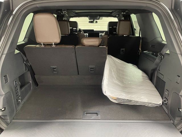 New 2026 Ford Expedition King Ranch image 25