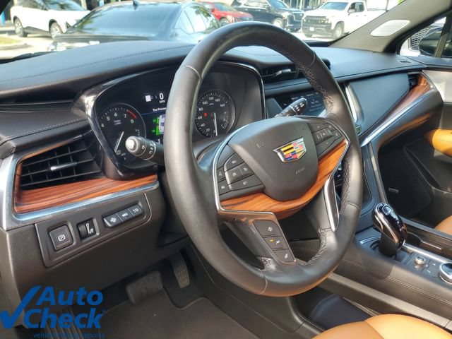 Certified 2024 Cadillac XT5 Premium Luxury w/ Technology Package FWD image 19