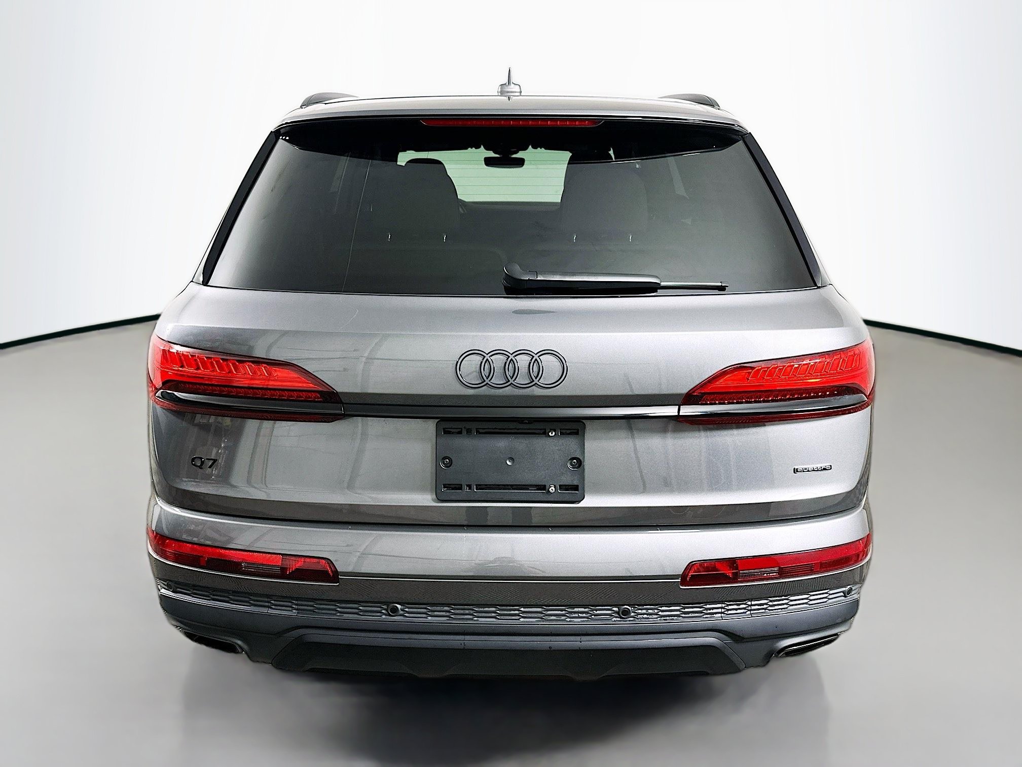 Used 2025 Audi Q7 2.0T Premium w/ Convenience Plus Package AWD/4WD image 6