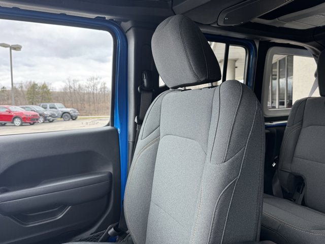 Used 2024 Jeep Wrangler Unlimited Sport image 28