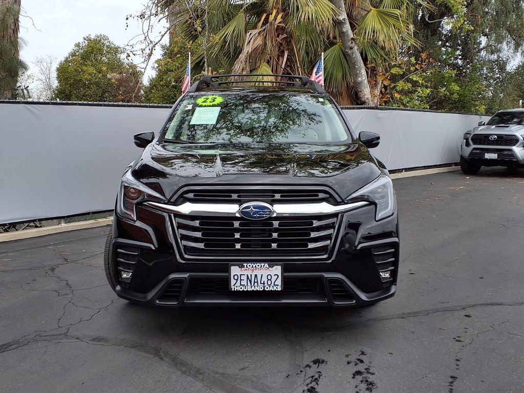 Used 2023 Subaru Ascent Limited image 2