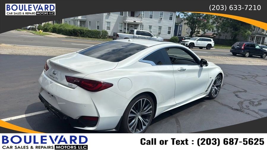 Used 2017 INFINITI Q60 3.0t w/ Premium Plus Package 3.0T AWD/4WD image 7