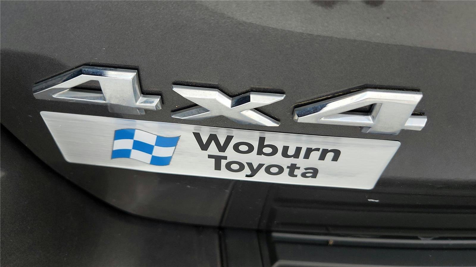 Used 2020 Jeep Grand Cherokee Laredo image 13