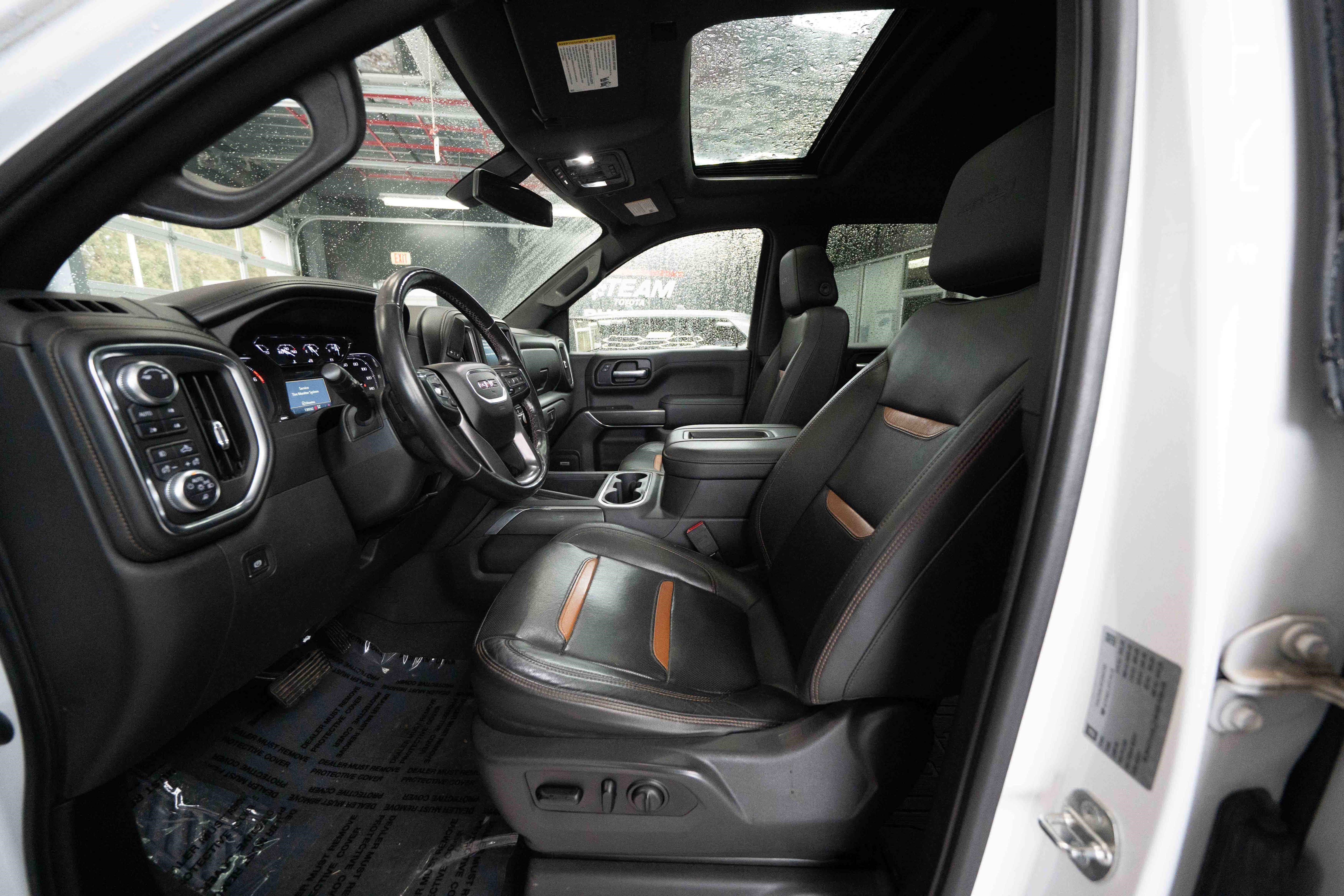 Used 2019 GMC Sierra 1500 AT4 w/ AT4 Premium Package image 9