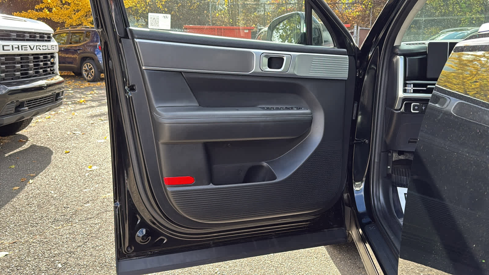 Used 2025 Hyundai Santa Fe SEL image 11