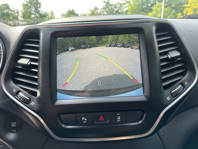 Used 2022 Jeep Cherokee Latitude Lux w/ Sun & Sound Group AWD/4WD image 38